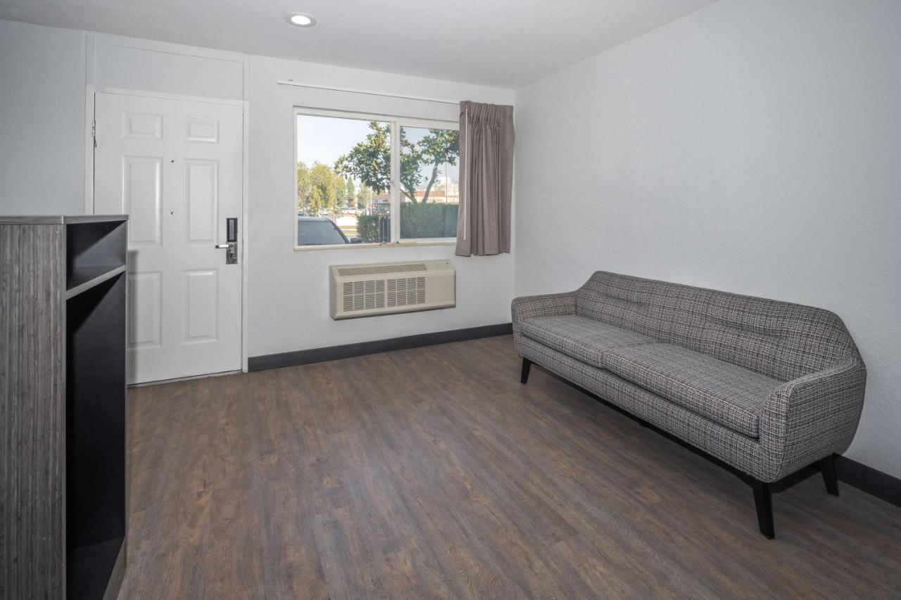 Motel 6-Fontana, Ca Eksteriør bilde