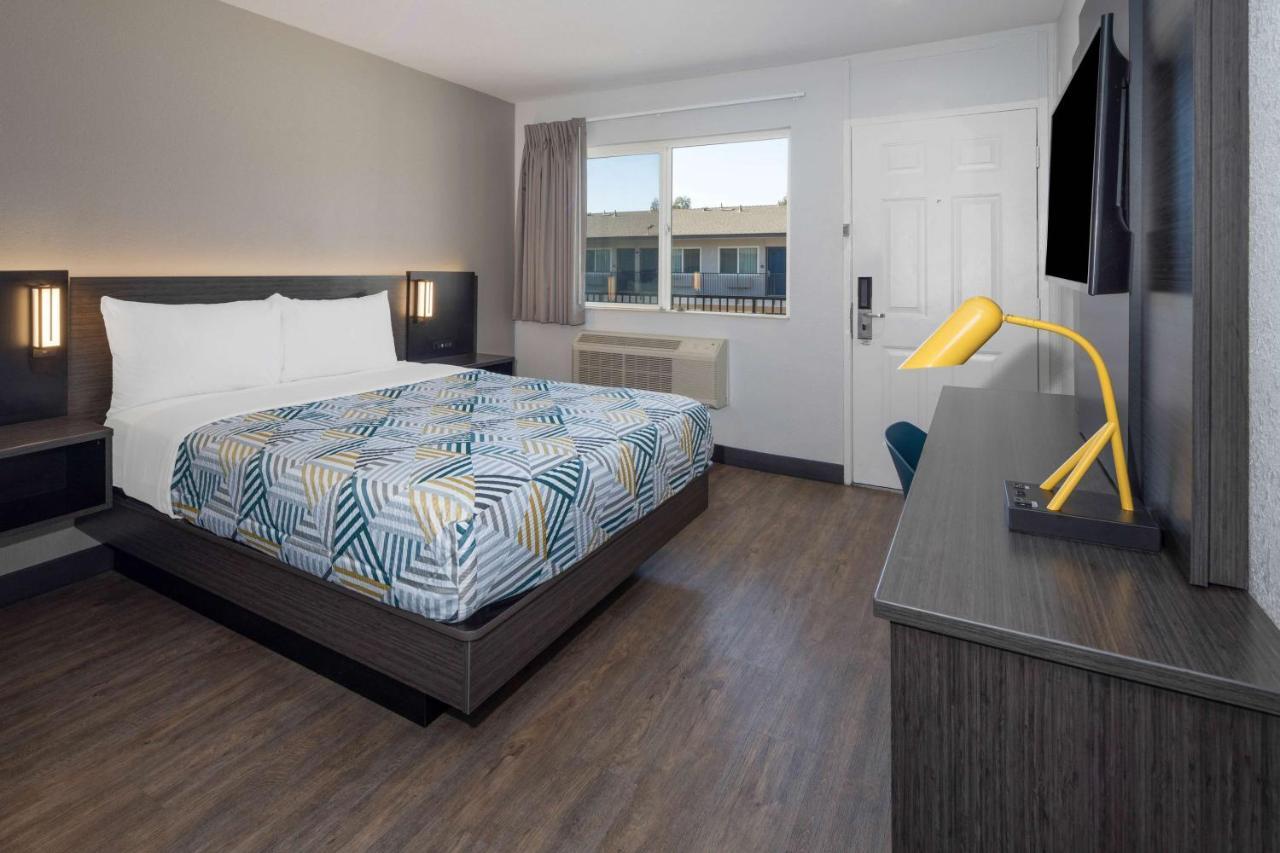 Motel 6-Fontana, Ca Eksteriør bilde